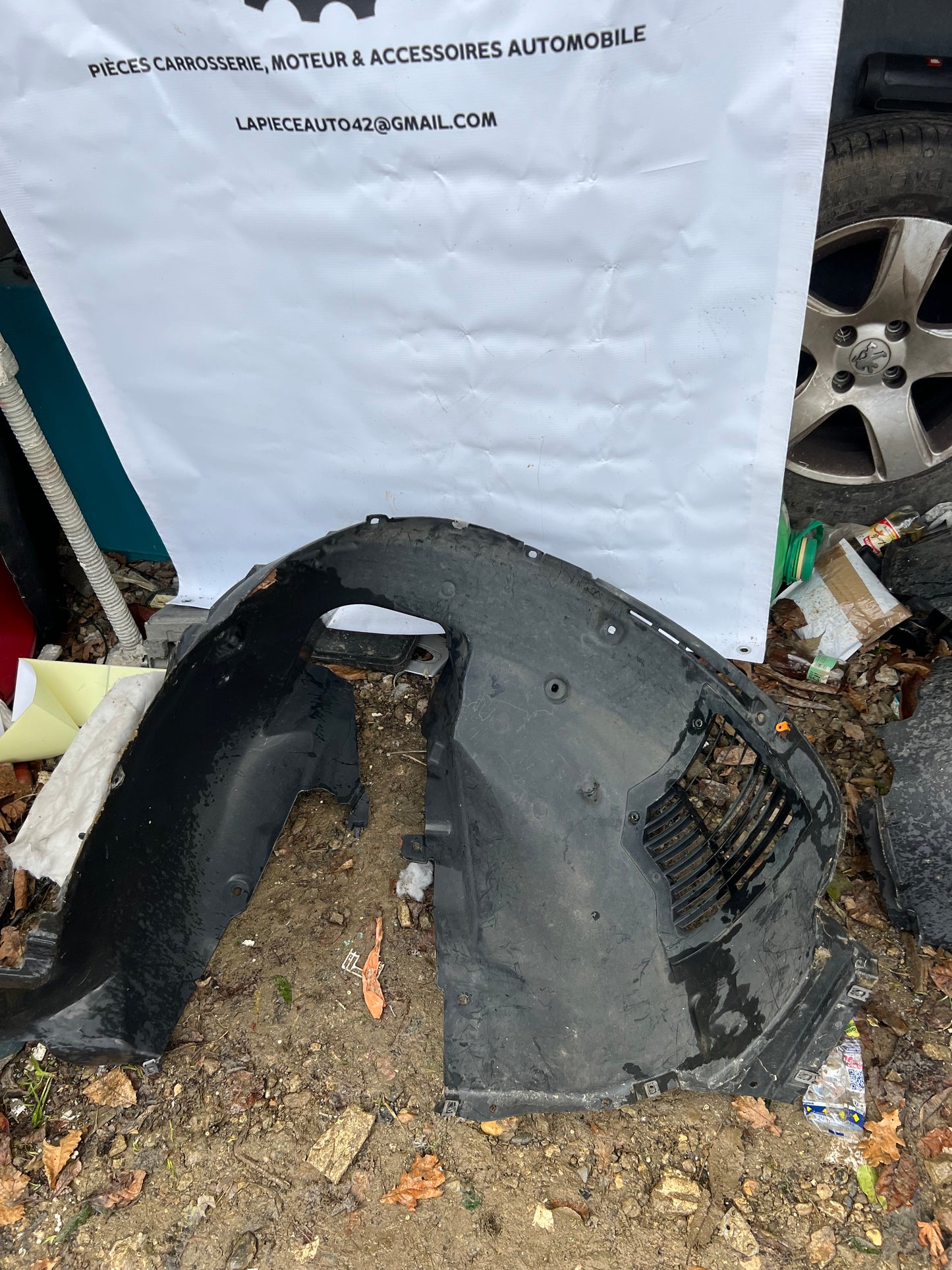 Pare boue avant droit Peugeot 3008 2