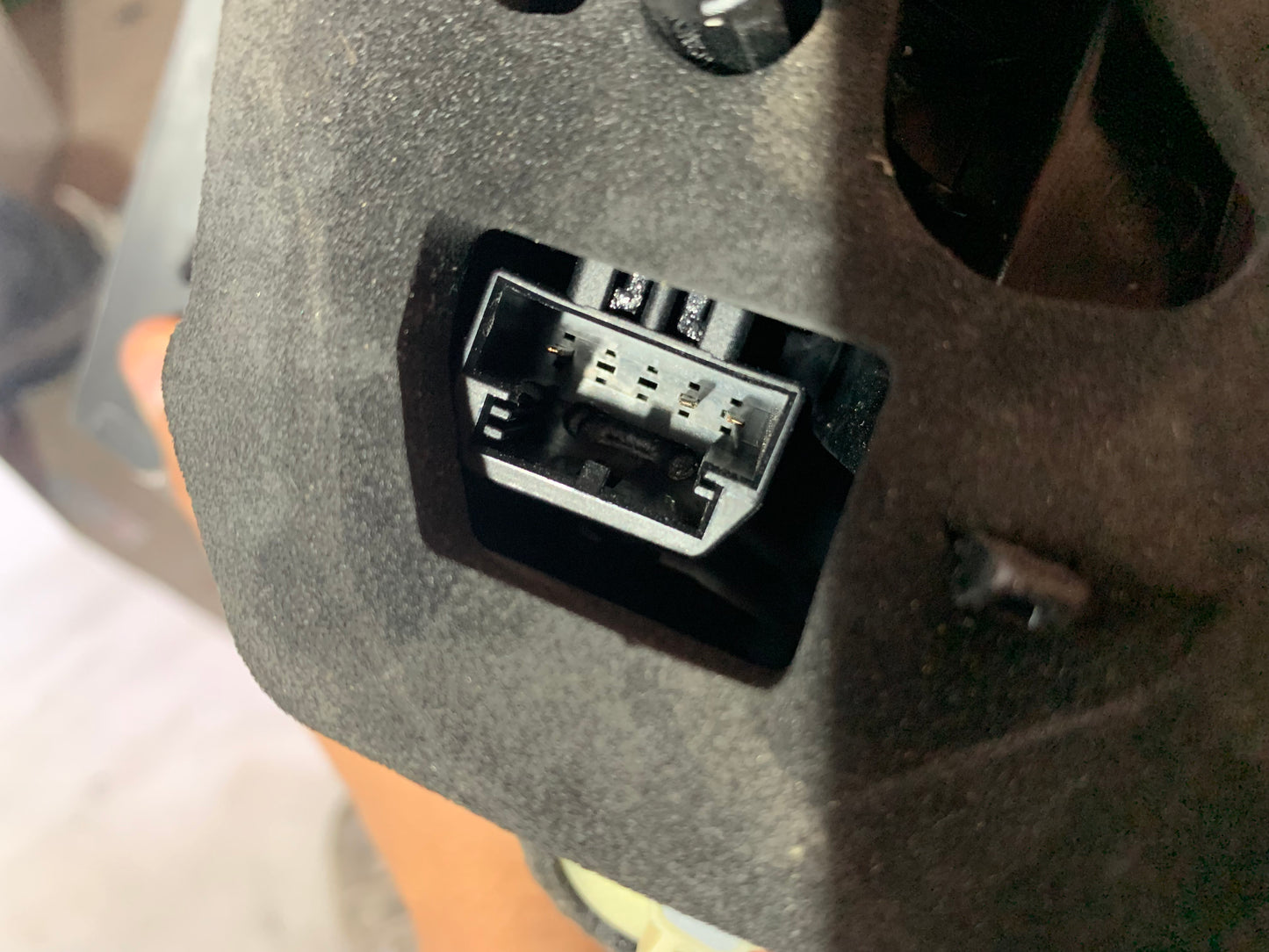 Feu arrière gauche extérieur Volkswagen Tiguan