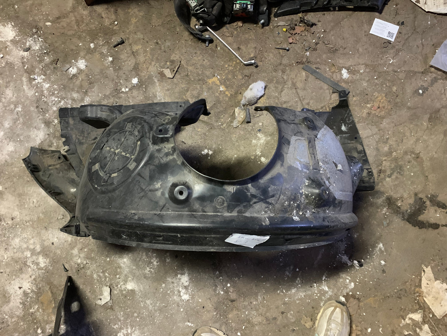 Pare boue avant gauche mini f57