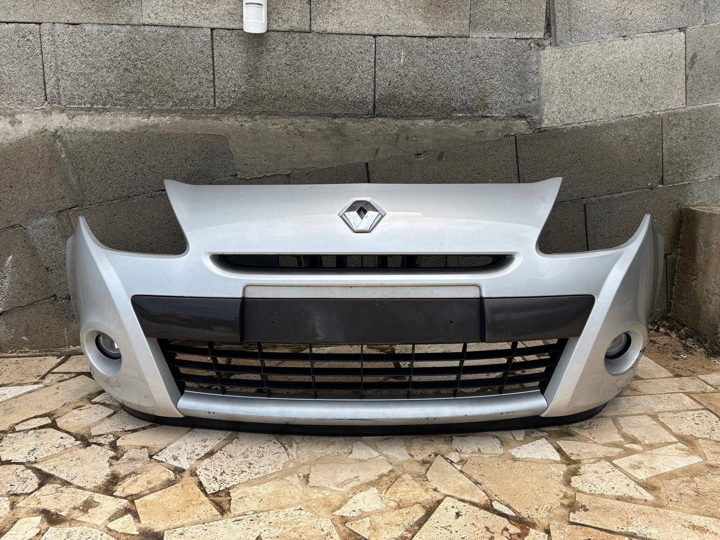 Pare choc avant Renault Clio 3 (195)