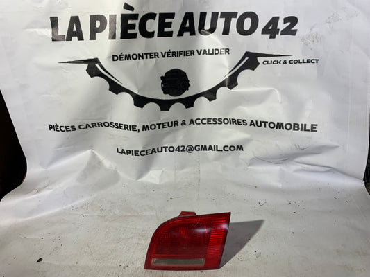 Feu arrière droit intérieur Audi A3 8P