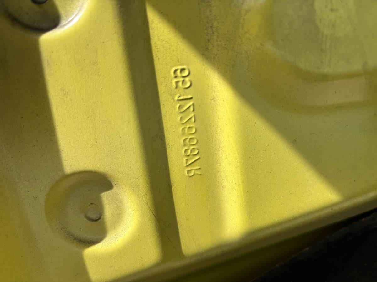 Capot Renault Clio 4 jaune