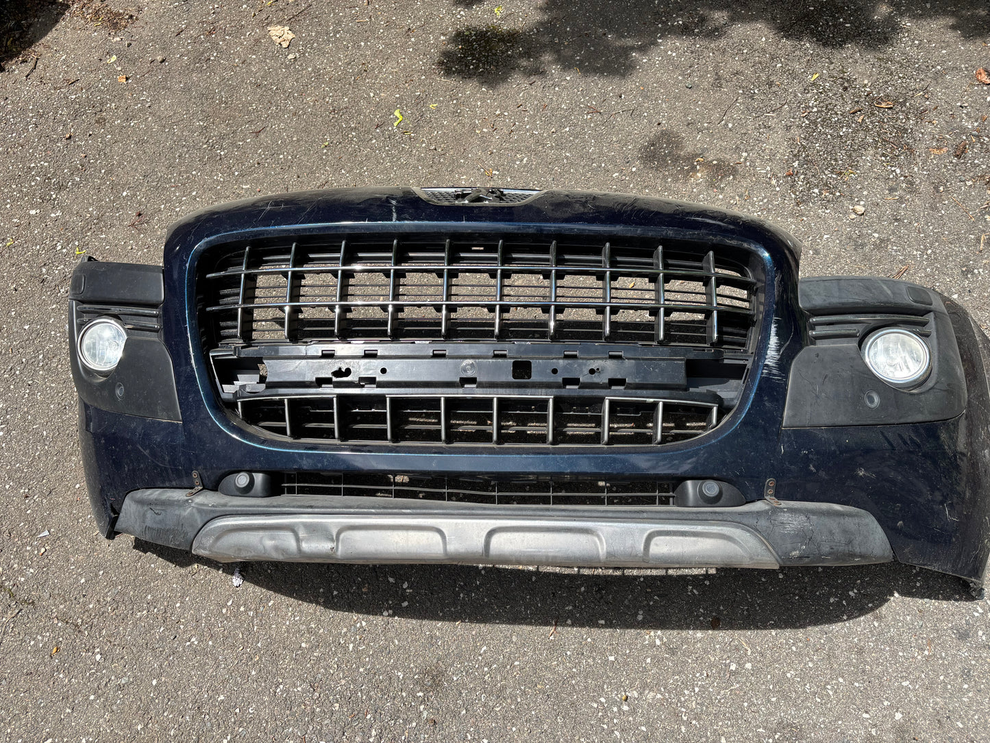Pare choc avant Peugeot 3008 1 phase 1 (Radar / lave phare)