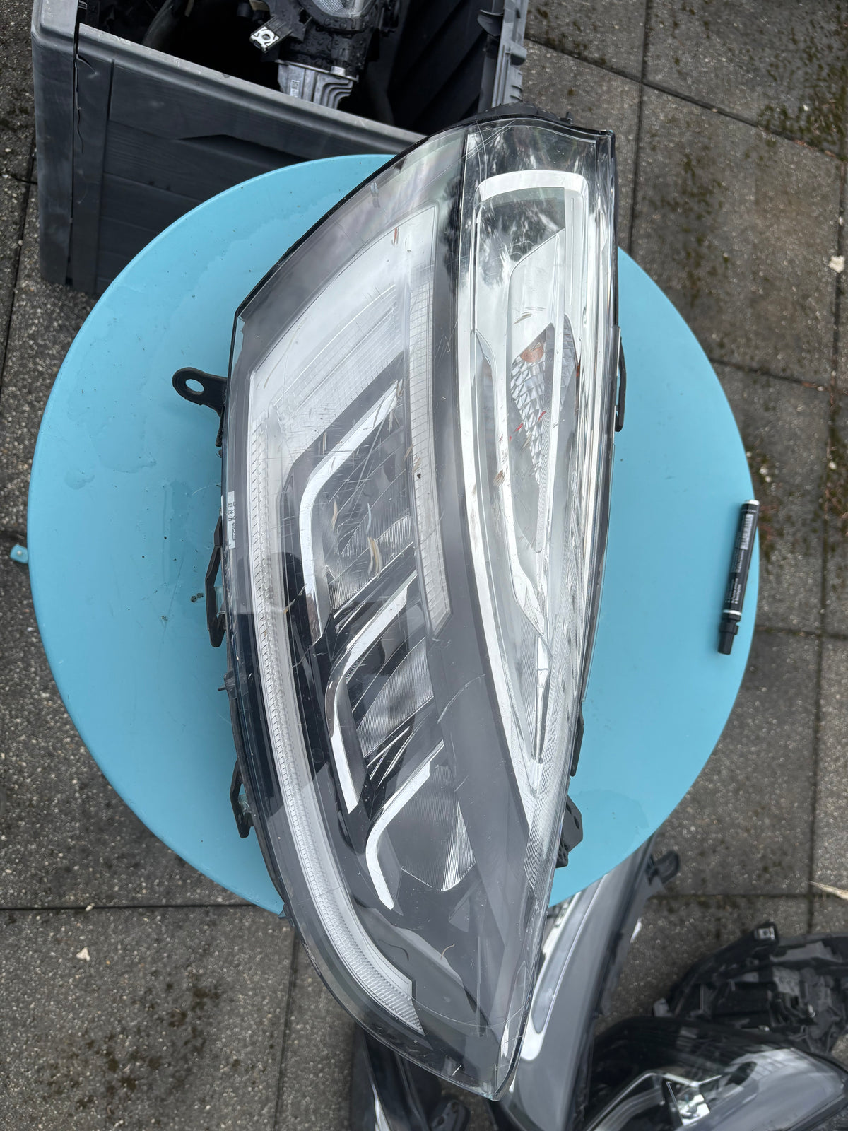 Phare avant droit Renault Clio 4 phase 2 Led