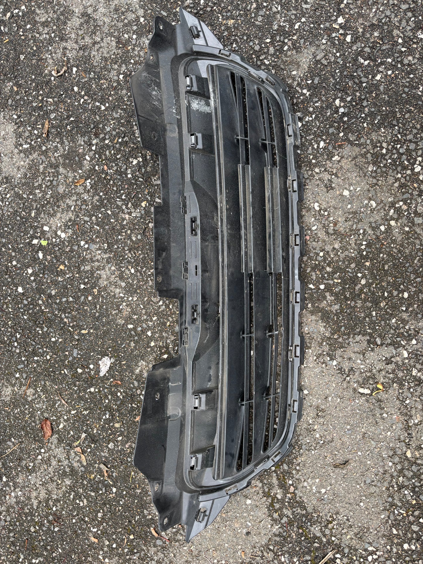 Calandre Peugeot 108
