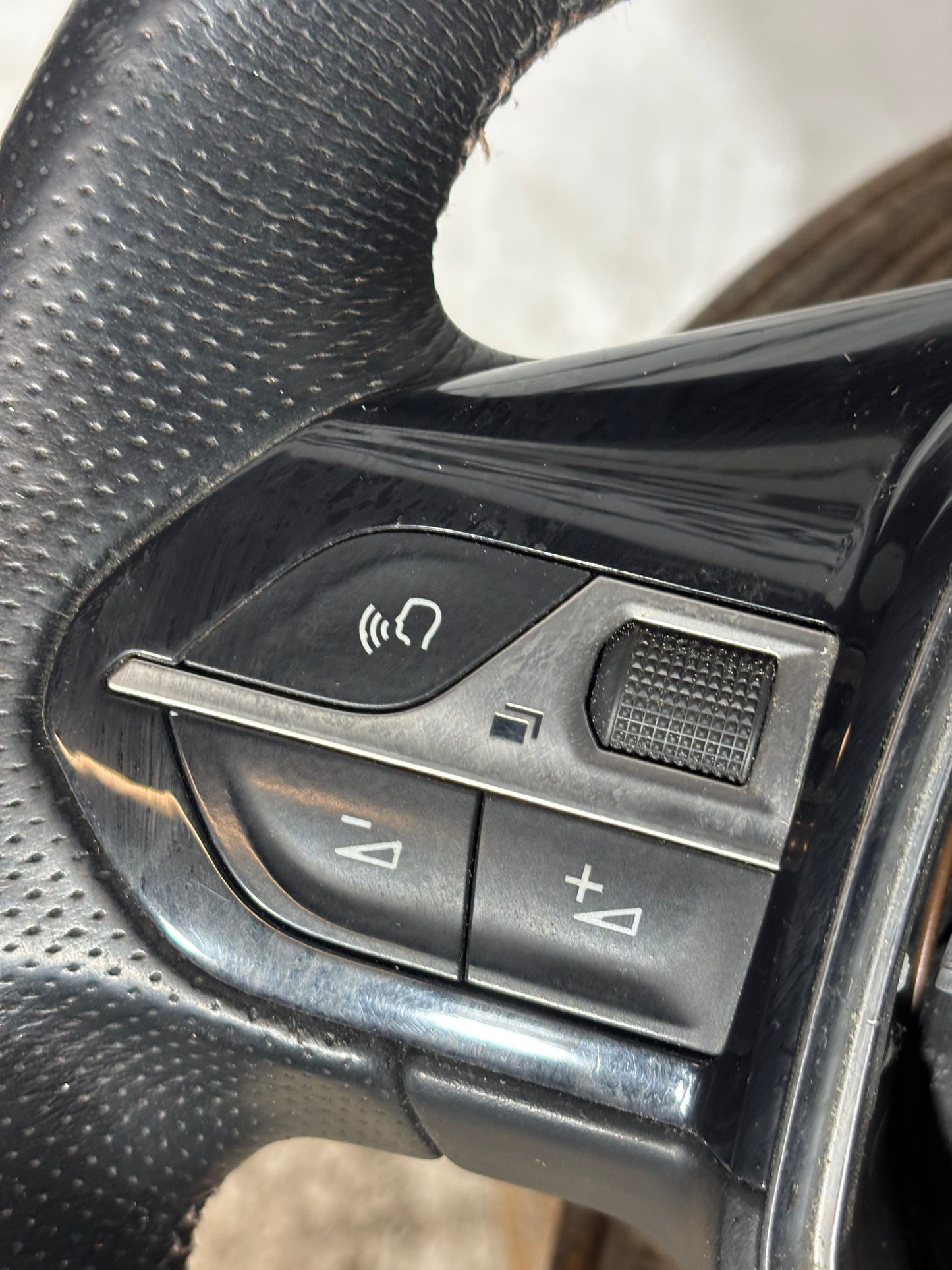 Volant Peugeot 5008 2 GT Line
