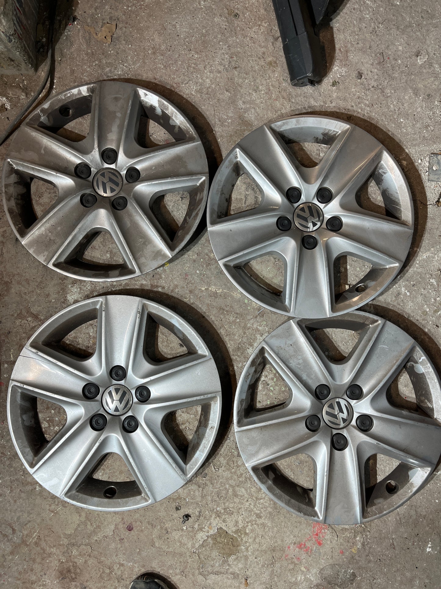 Enjoliveurs Volkswagen Golf 16 pouces