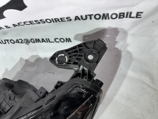 Phare avant gauche Peugeot 208 2 Full Led (Kit de réparation)