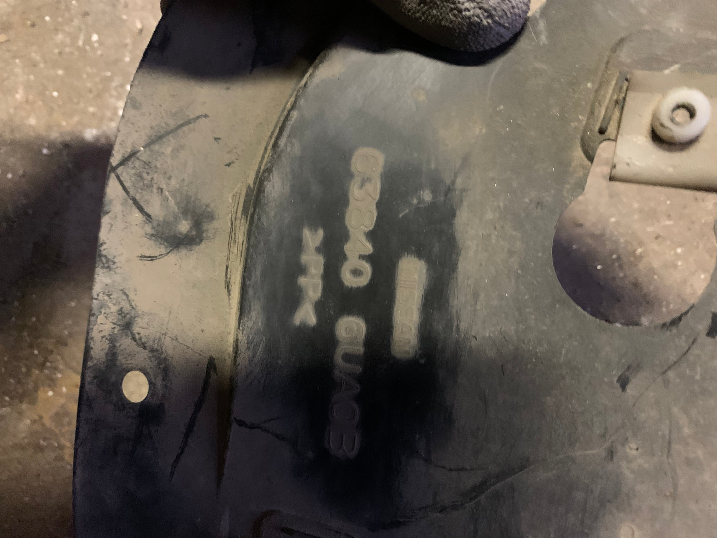 Pare boue avant droit Nissan Qashqai 3