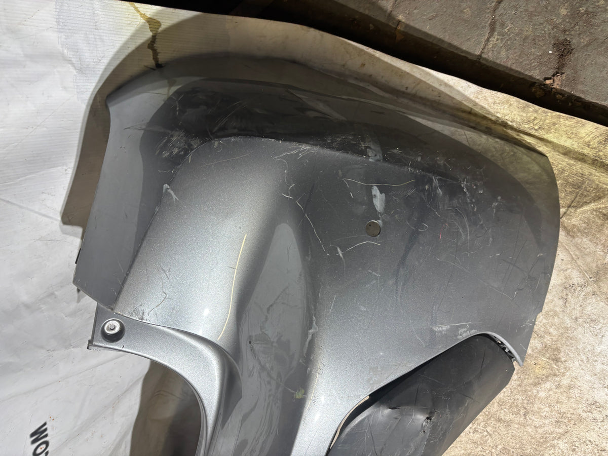 Pare choc arrière Peugeot 208 2 gris emplacement radar