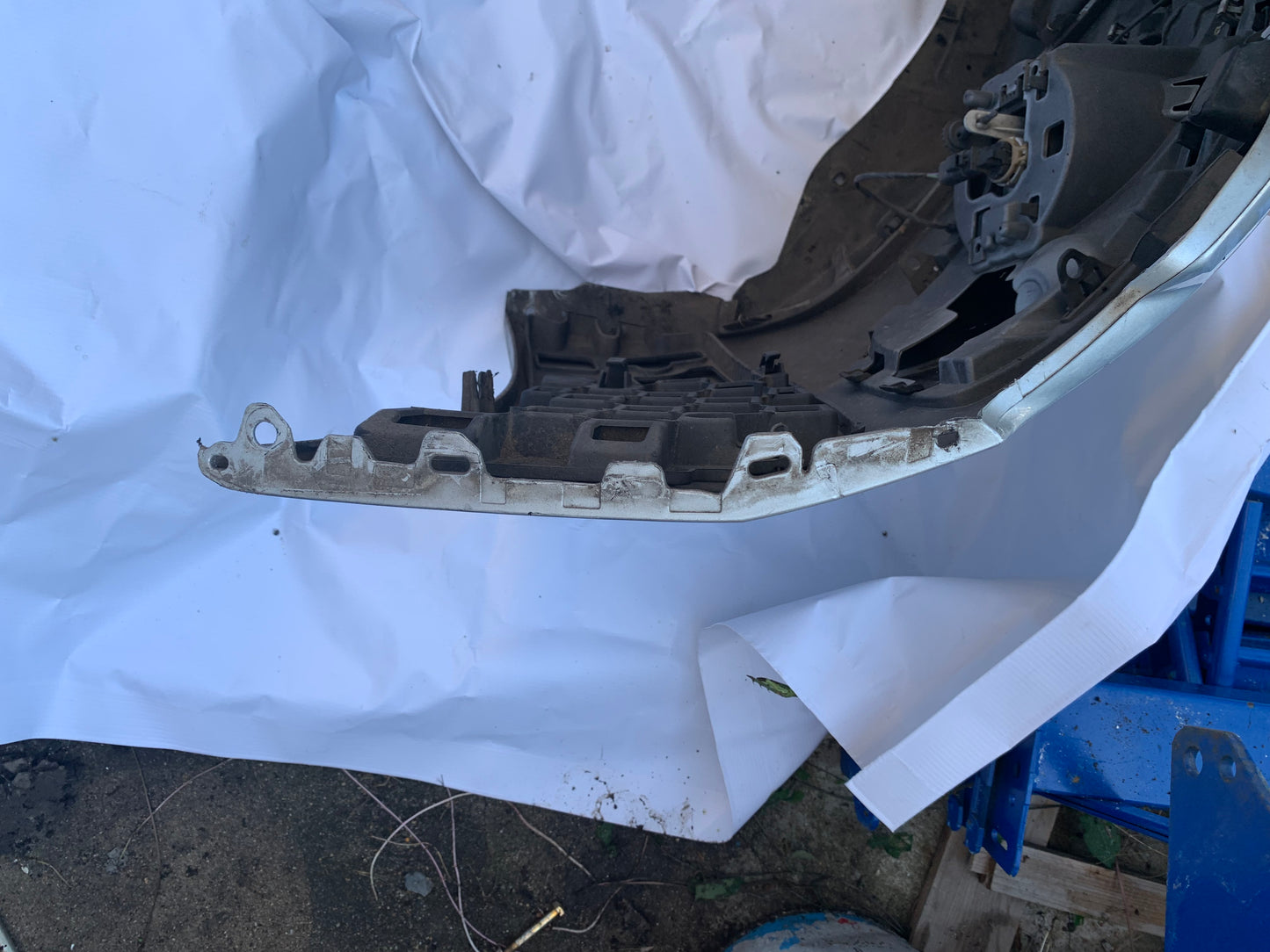 Pare choc avant Peugeot 3008 1 phase 2