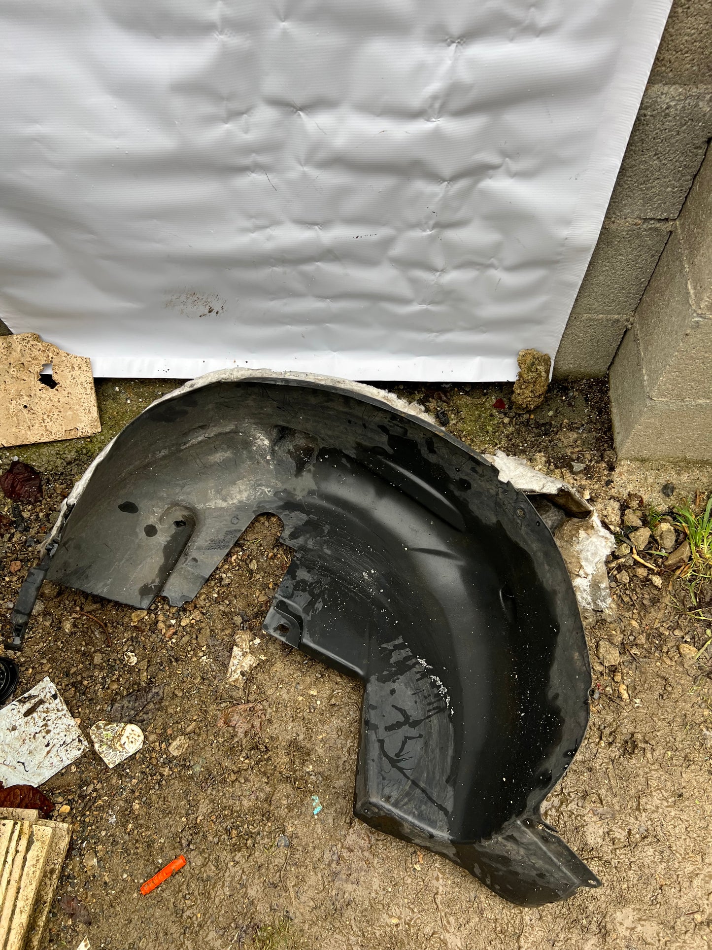 Pare boue arrière gauche Peugeot 2008