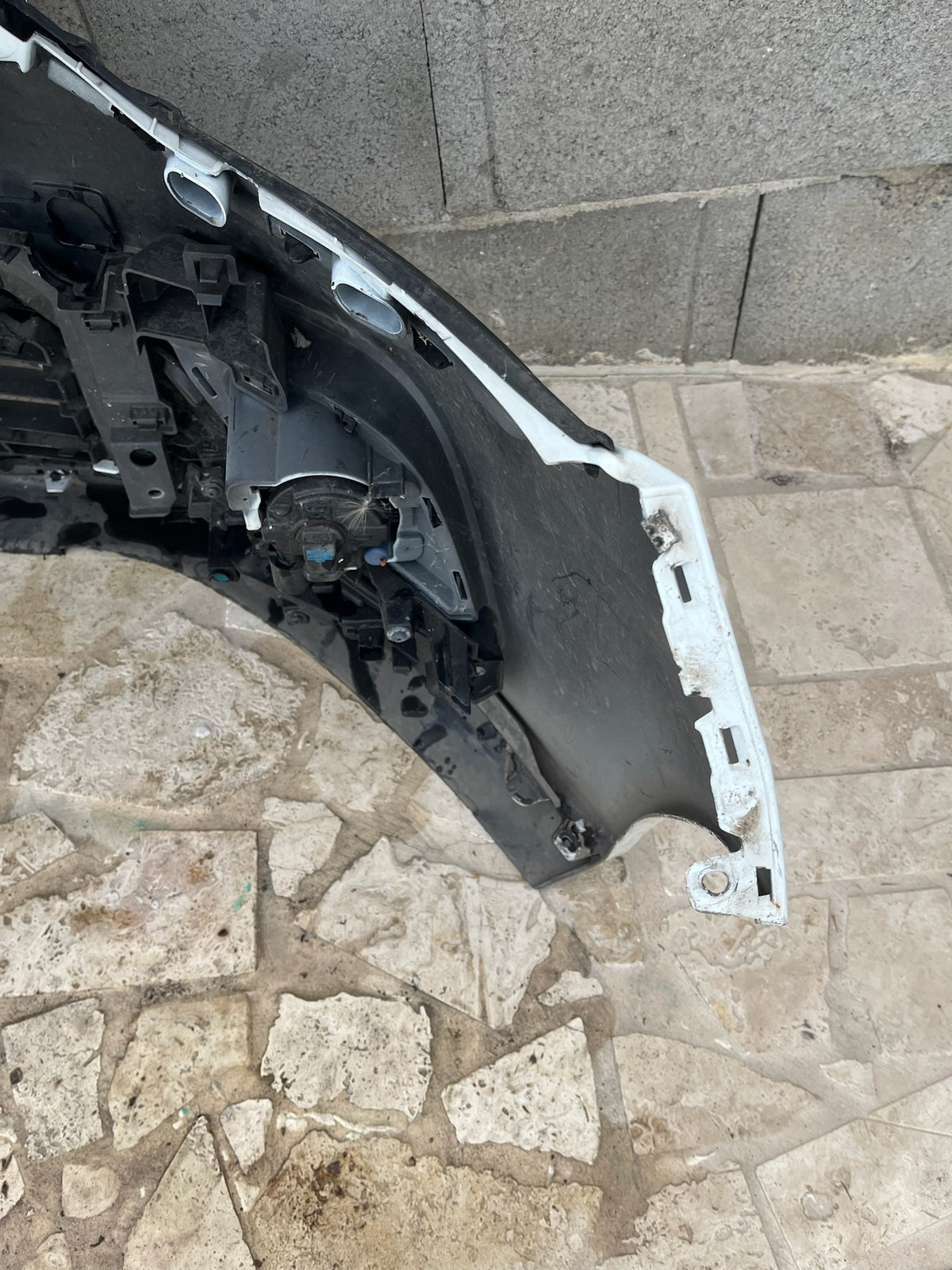 Pare choc avant Renault Clio 4 blanc