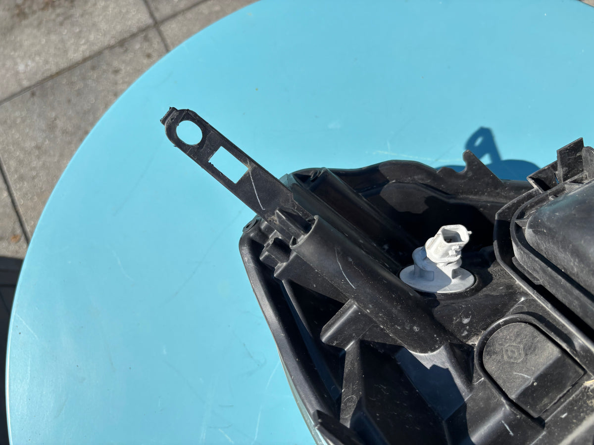 Phare avant gauche Renault Kangoo 2