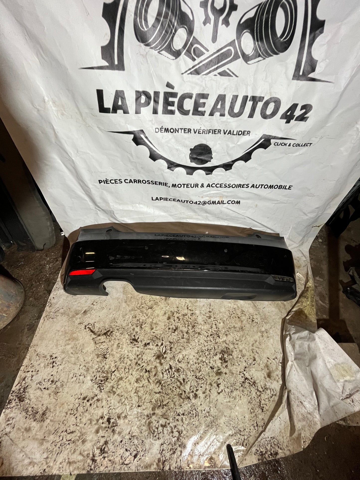 Pare choc arrière Audi A1 (8XA)noir