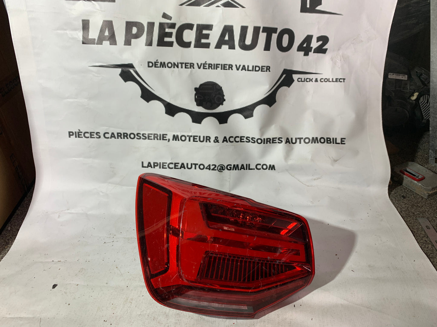 Feu arrière gauche Audi Q2 full led