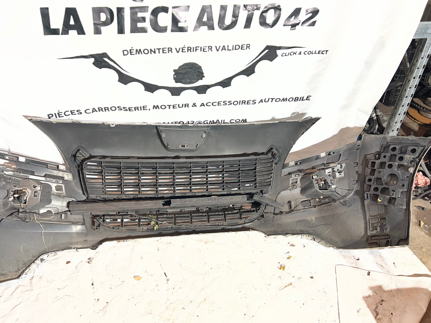 Pare choc avant Peugeot 3008 1.6 HDI bleu clair