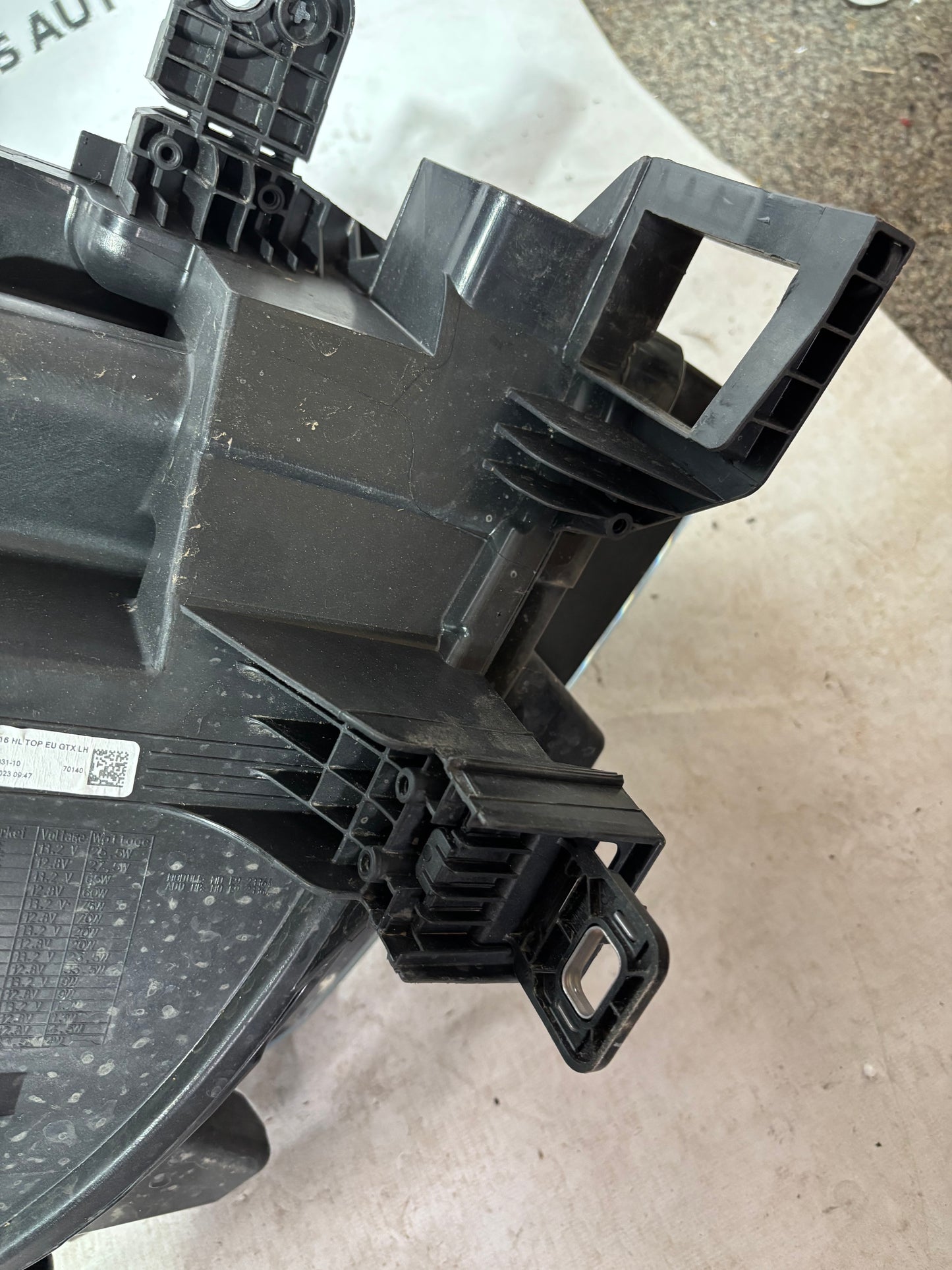 Phare avant gauche Volkswagen ID4 LED