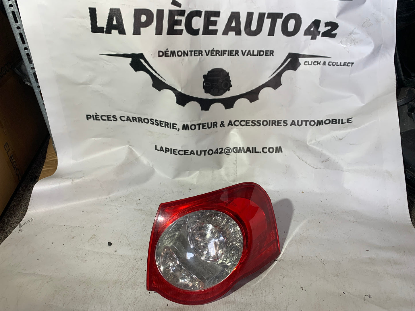 Feu arrière droit extérieur Volkswagen Passat b6