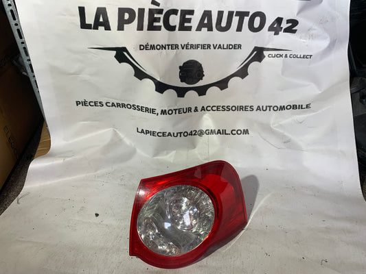 Feu arrière droit extérieur Volkswagen Passat b6