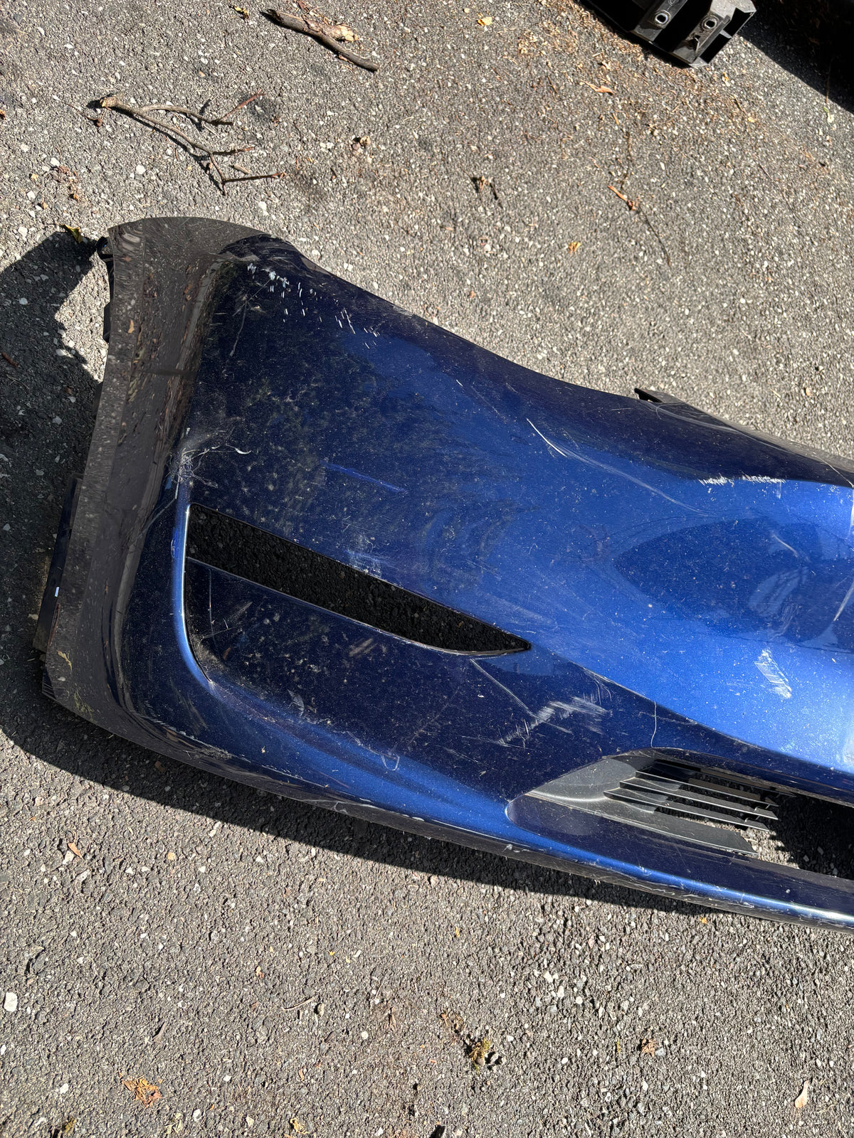 Pare choc avant Tesla Model Y Bleu