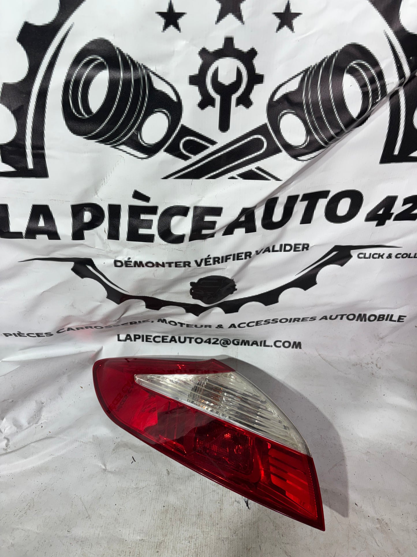 Feux arrière gauche Renault Mégane 3 phase 1