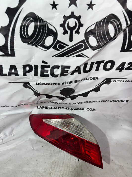 Feux arrière gauche Renault Mégane 3 phase 1