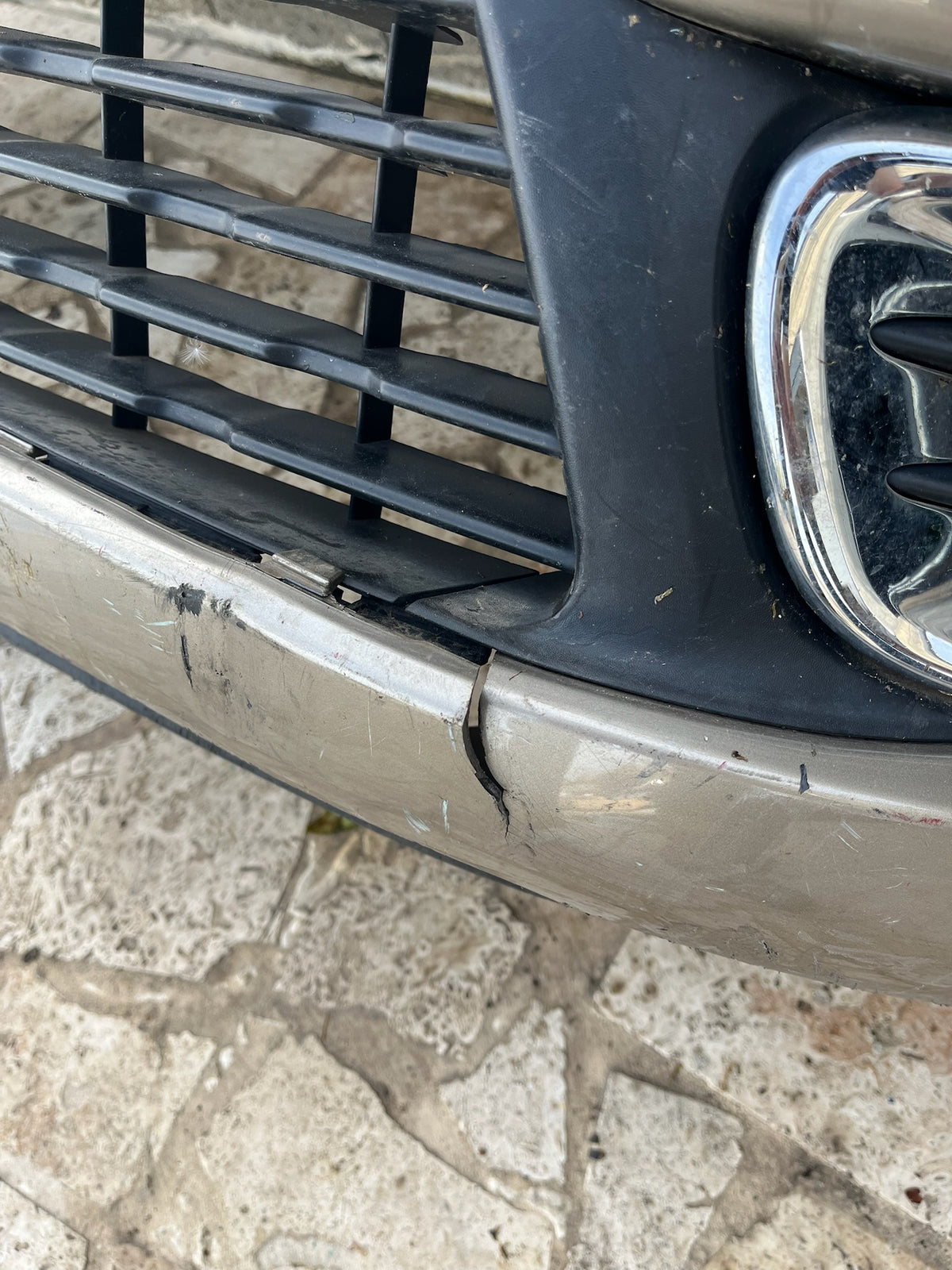 Pare choc avant Citroën C3 Picasso beige