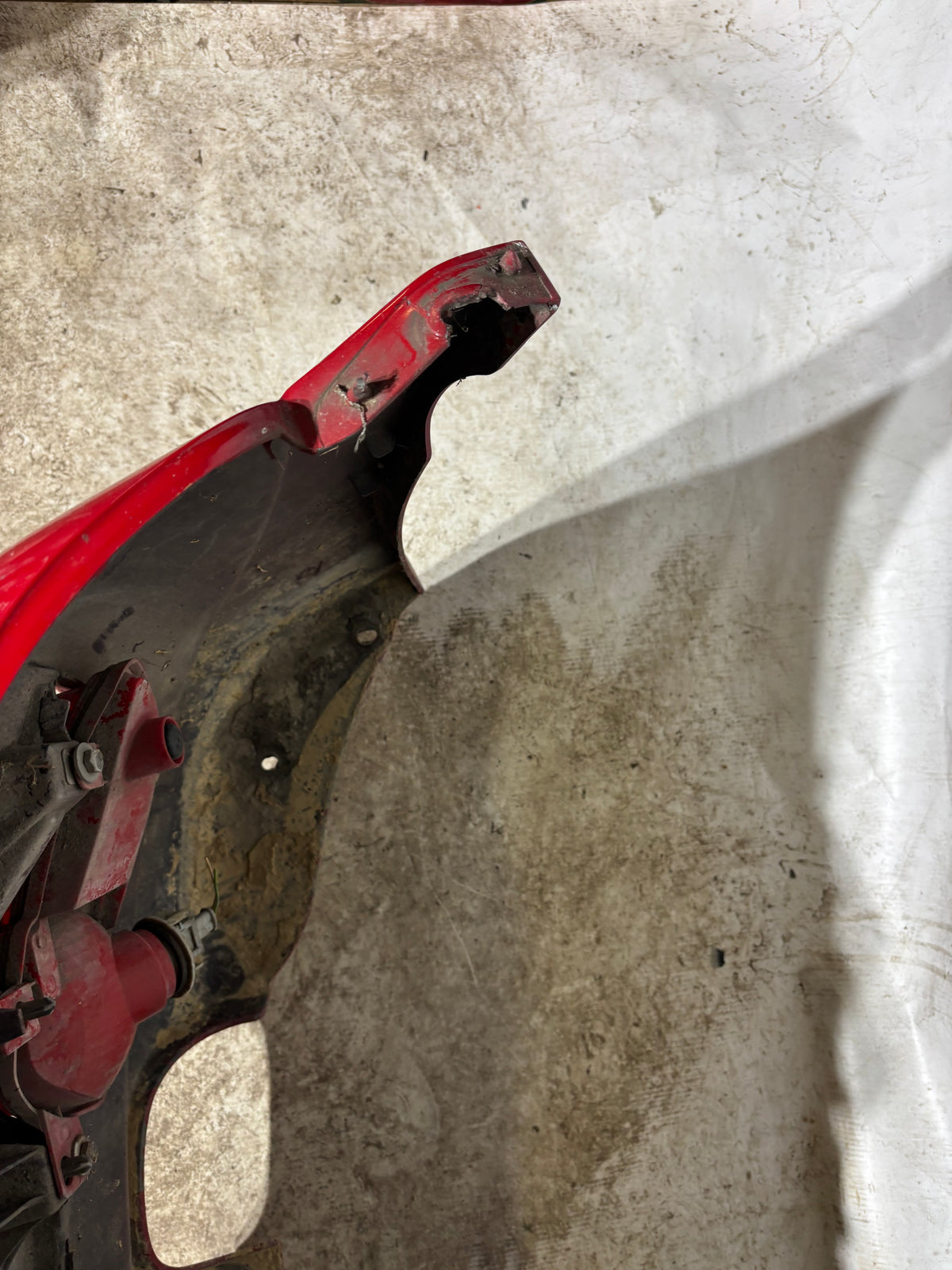 Pare choc arrière Peugeot 206 + rouge