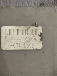 UPC Renault 674660B