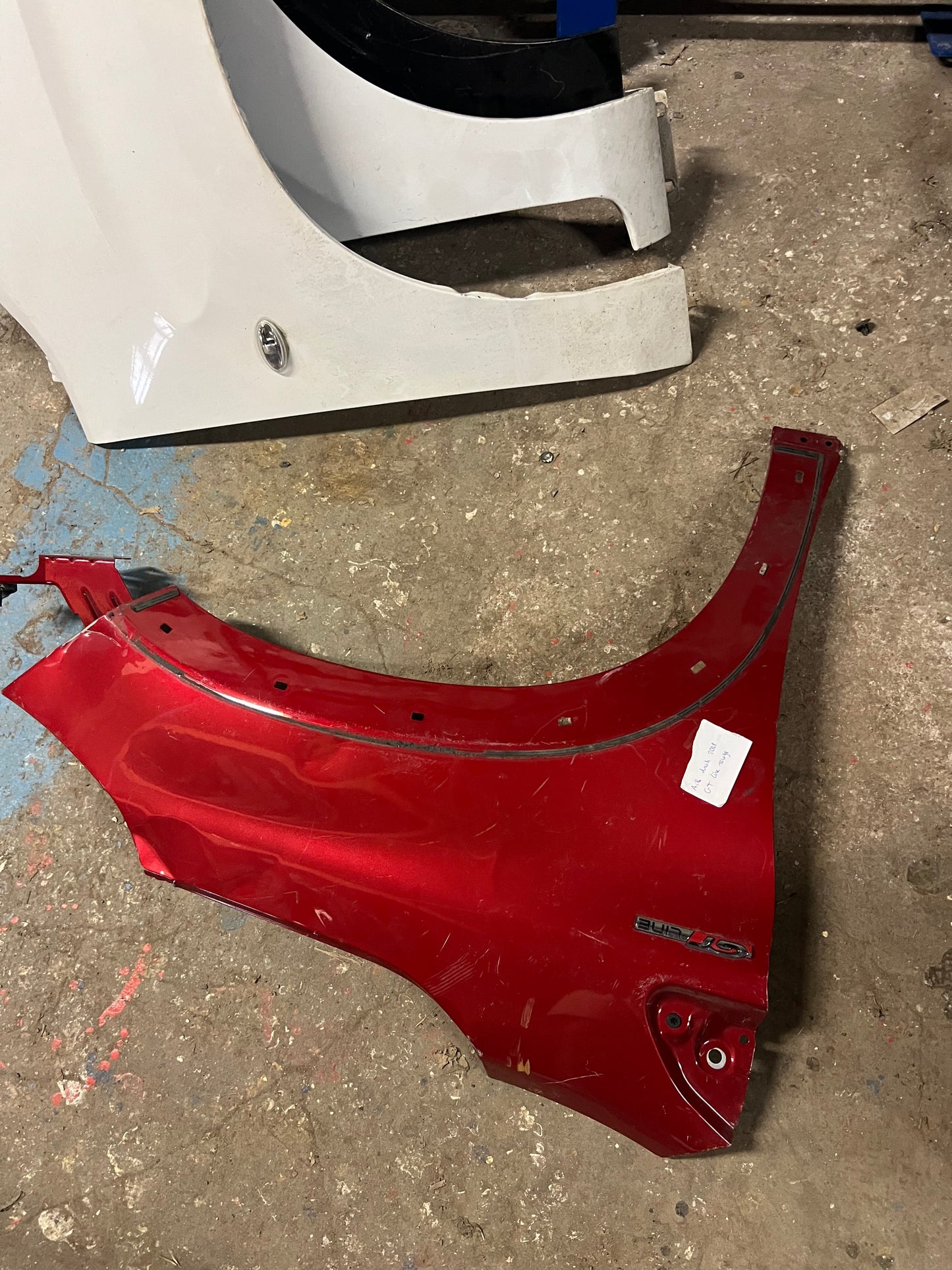 Aile droit 2008 Gt Line Rouge