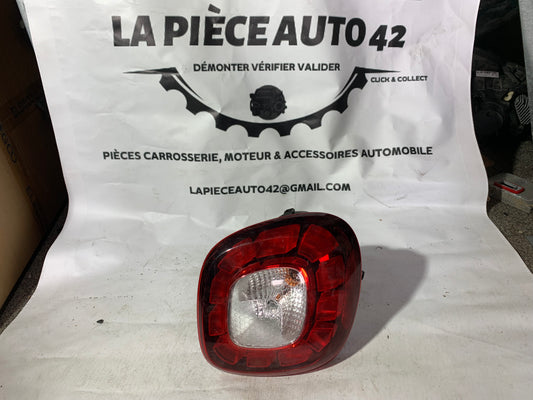 Feu arrière droit Smart ForFour 2