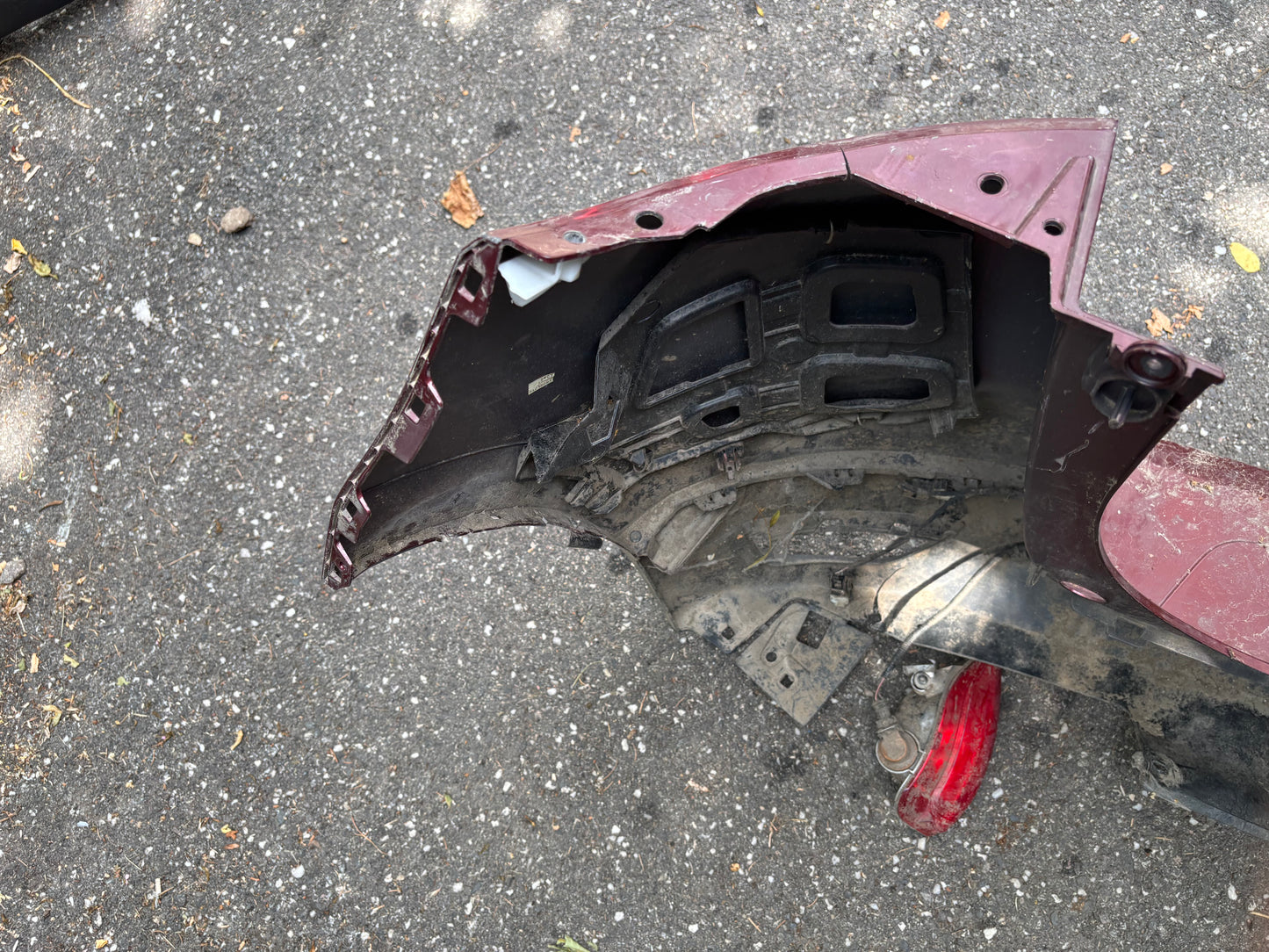 Pare choc arrière Renault Scenic 4 rouge