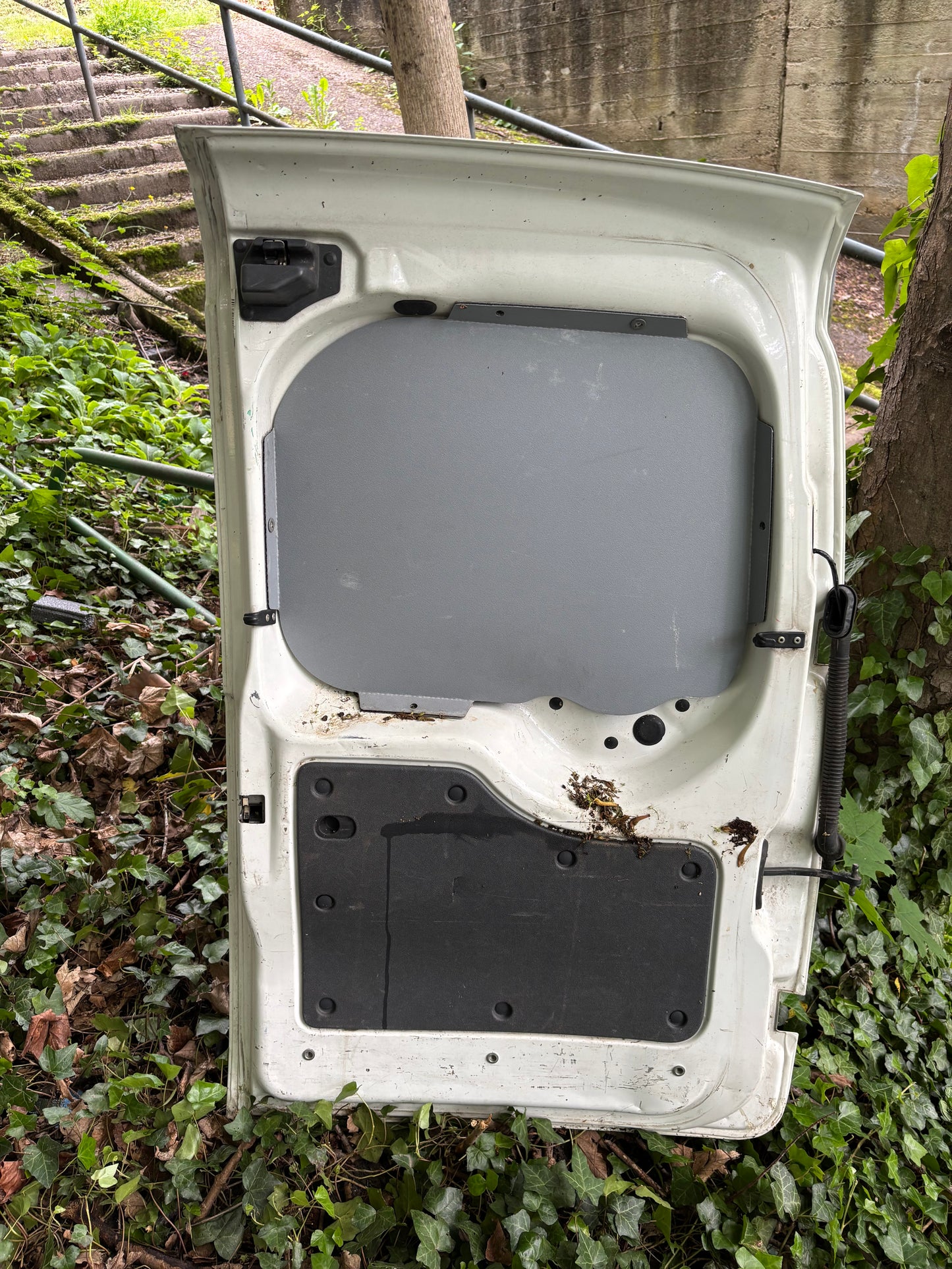Porte battante arrière gauche Citroën Nemo