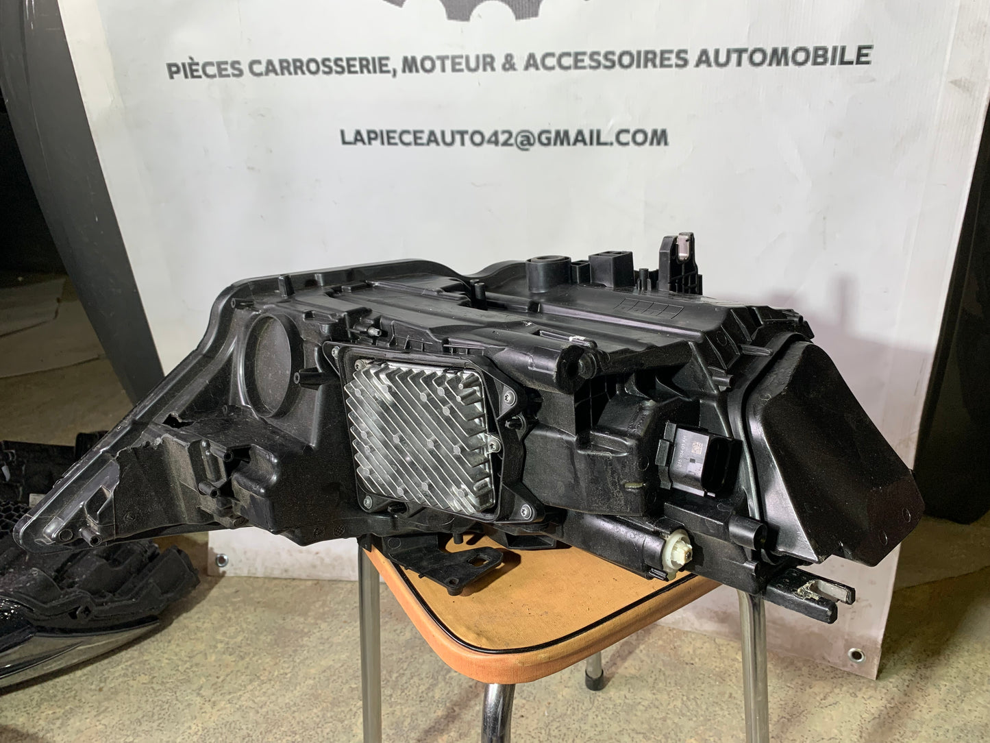 Phare avant gauche Audi A6 S6 C8 4K