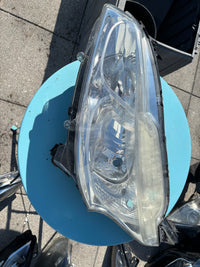 Phare avant gauche Peugeot 208 1 phase 1