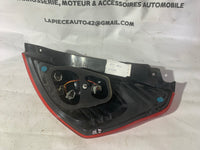 Feu arrière gauche Ford Fiesta 6 phase 2