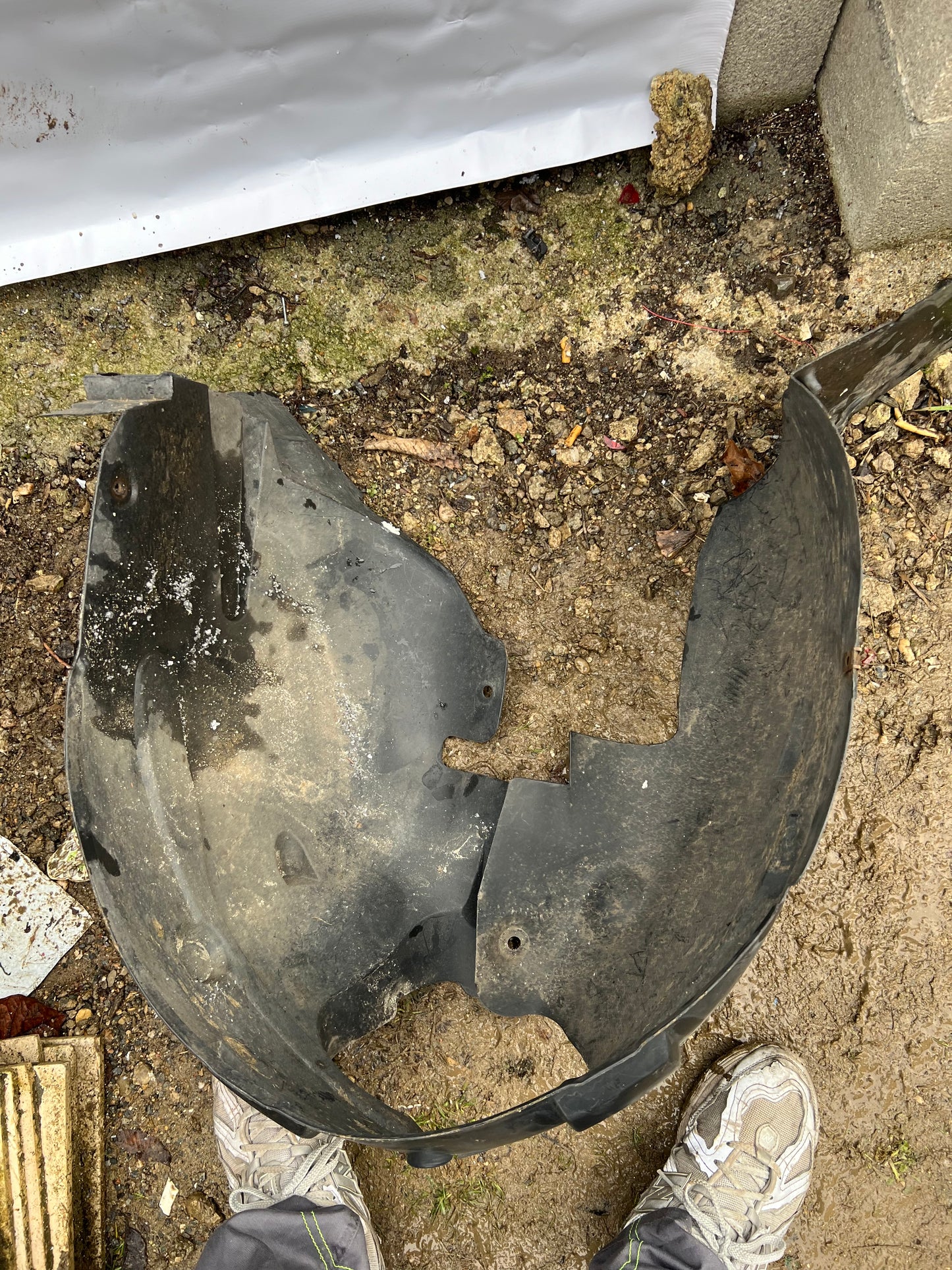 Pare boue avant gauche Peugeot 206+