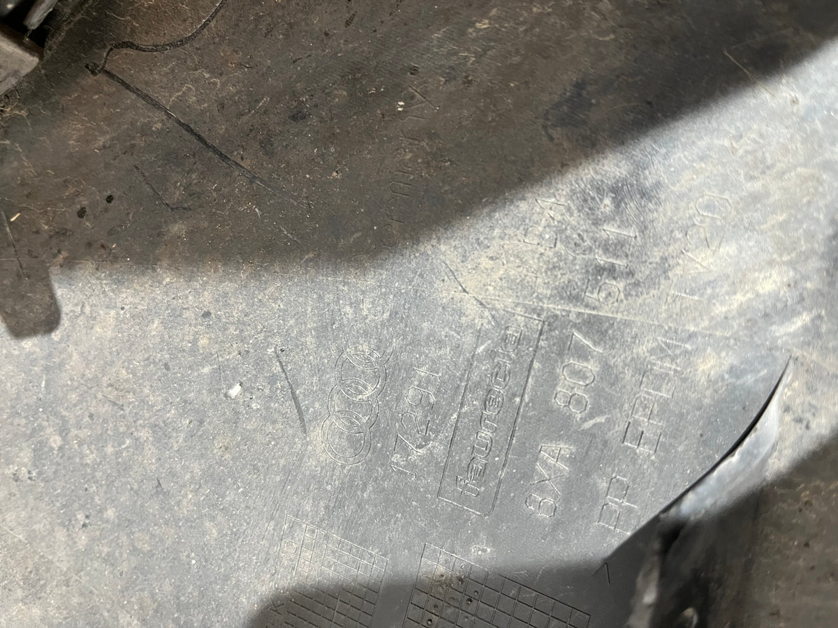 Pare choc arrière Audi A1 (8XA)noir