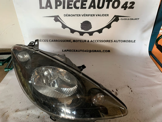Phare avant droit Peugeot 1007 phase 1 fond noir