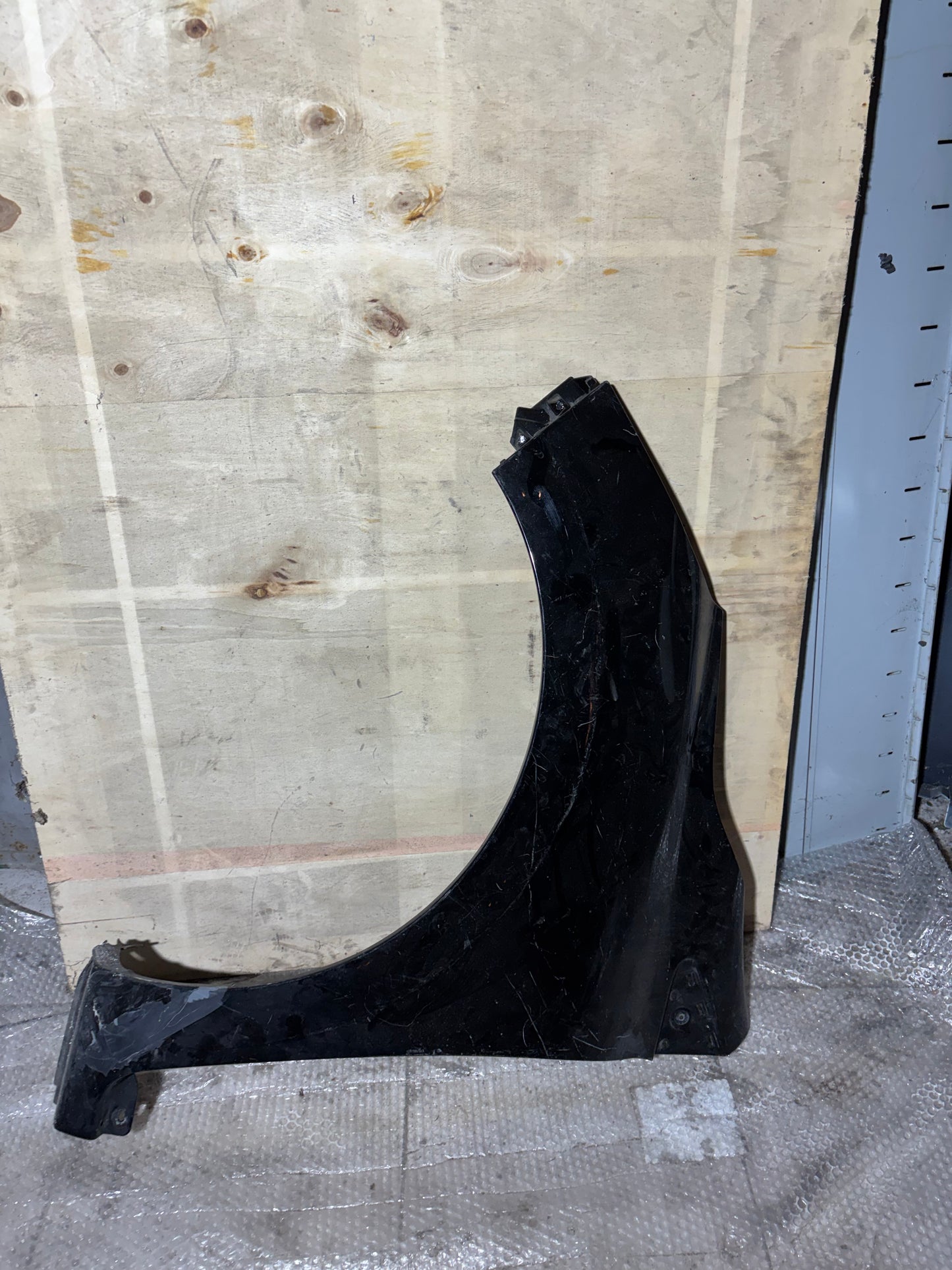 Aile avant gauche noir Renault Clio 3 phase 1