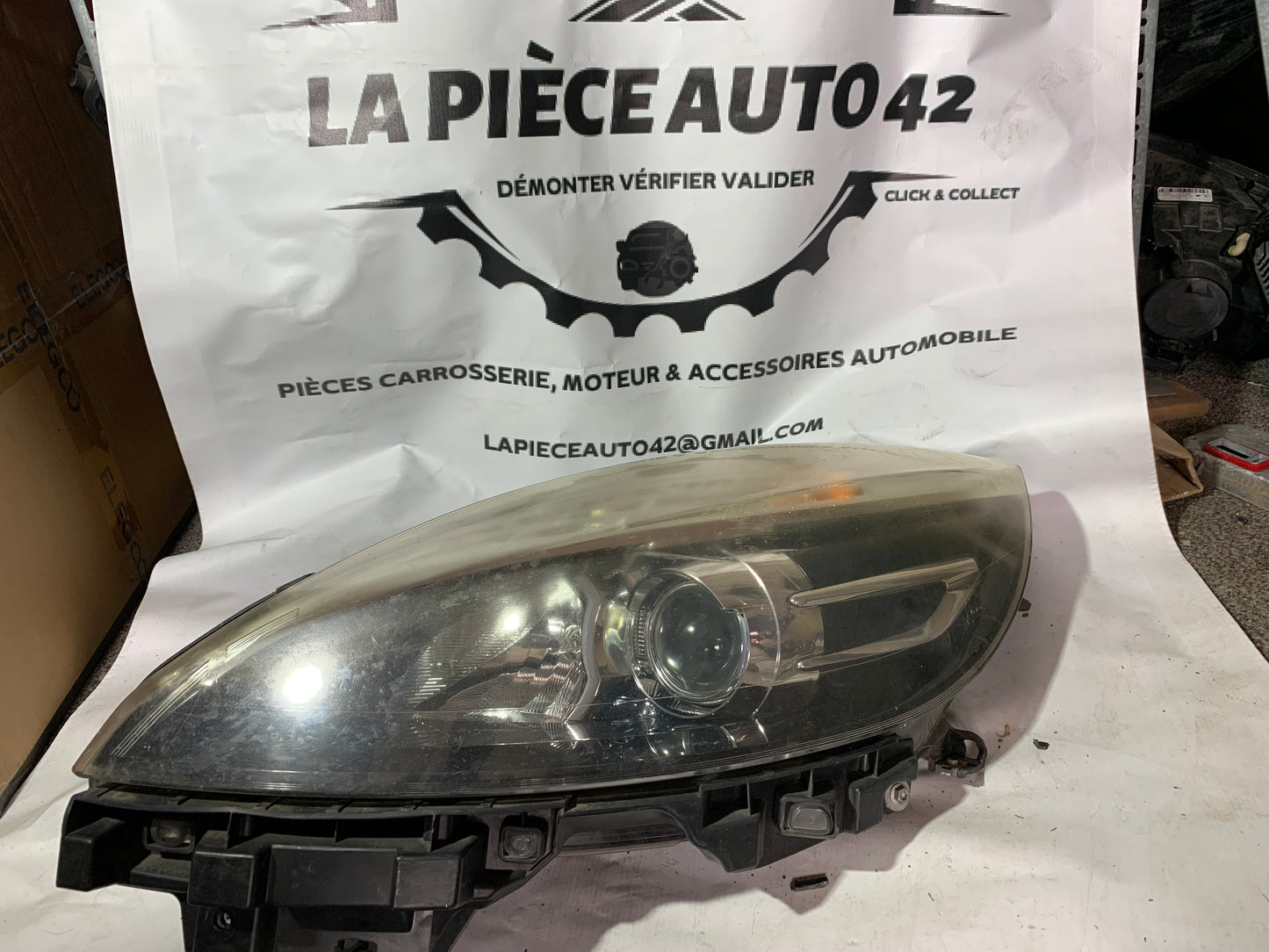 Phare avant gauche Renault Scenic 3