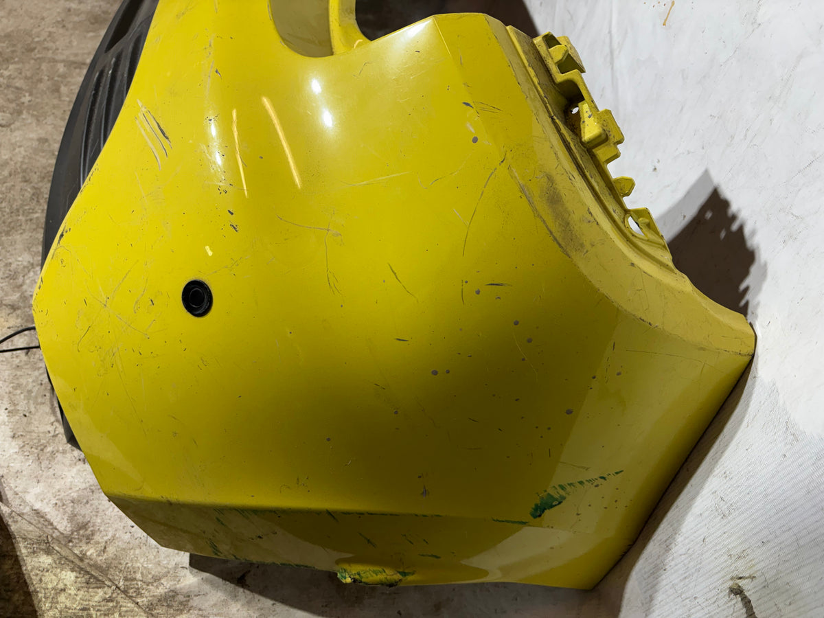 Pare choc arrière Renault Clio 4 phase 2 Jaune + emplacement radar