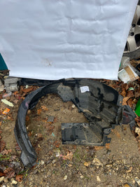 Pare boue avant droit Toyota Aygo 1