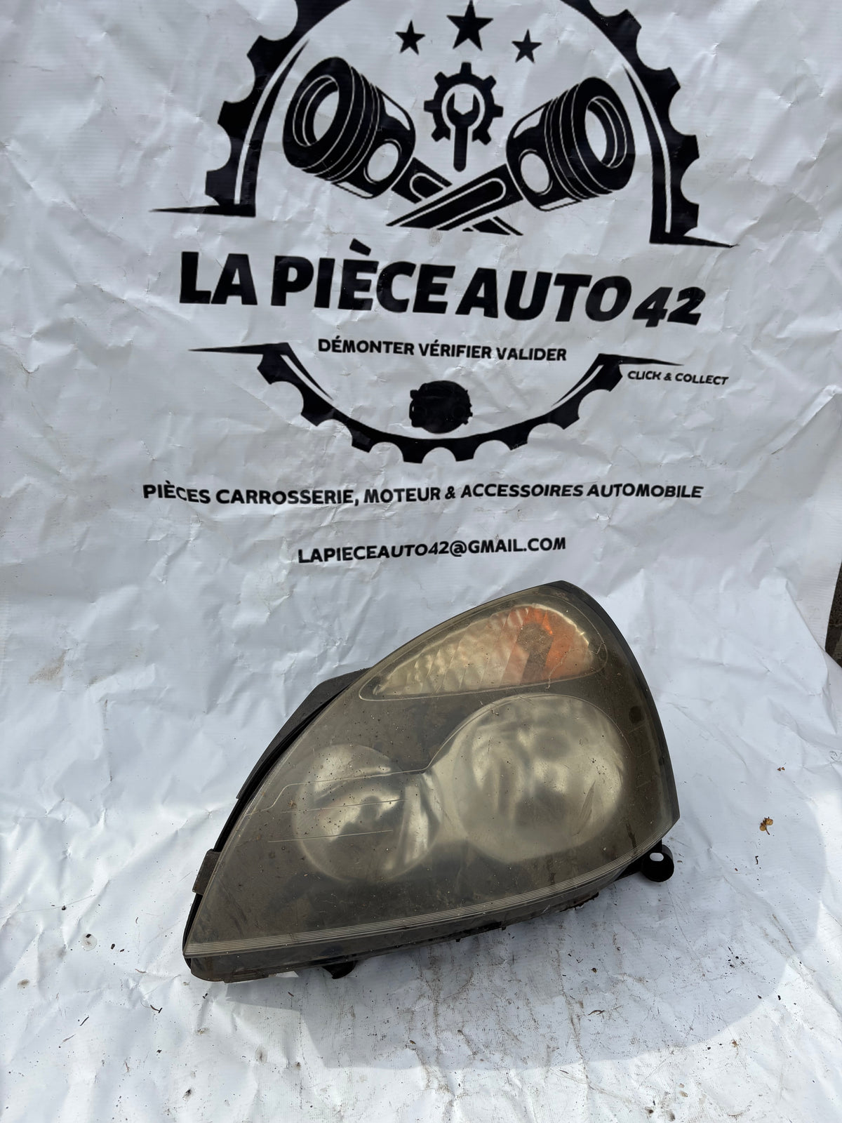 Phare avant gauche Renault Clio 2 fond noir