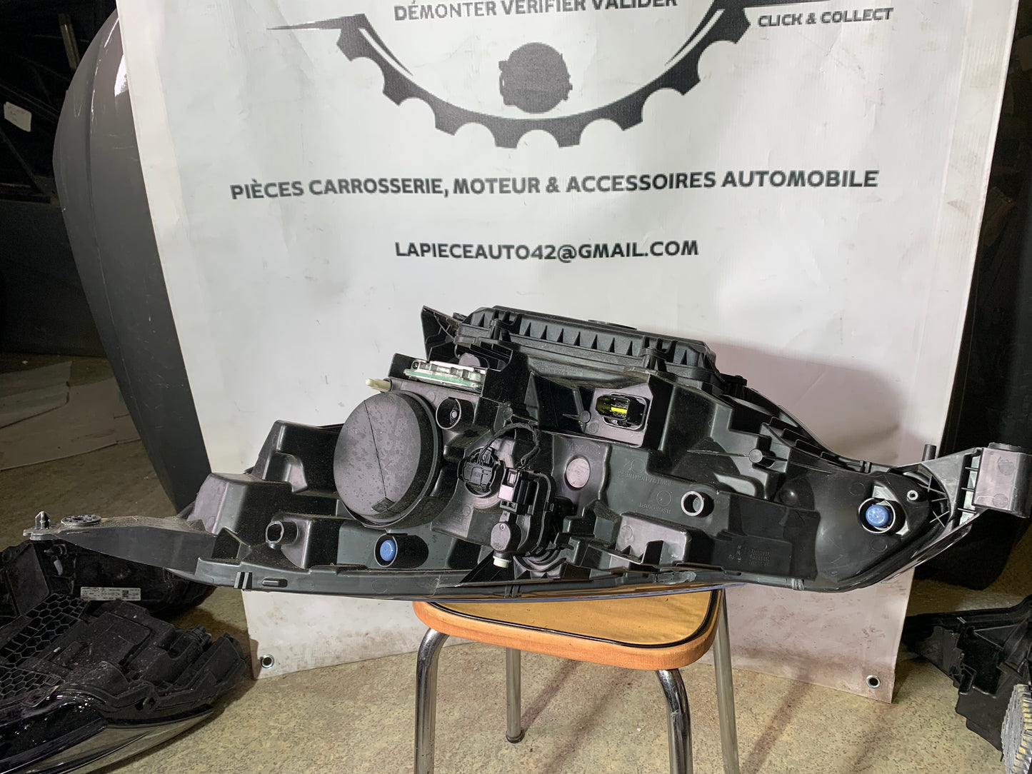 Phare avant droit Citroen DS3 Xénon