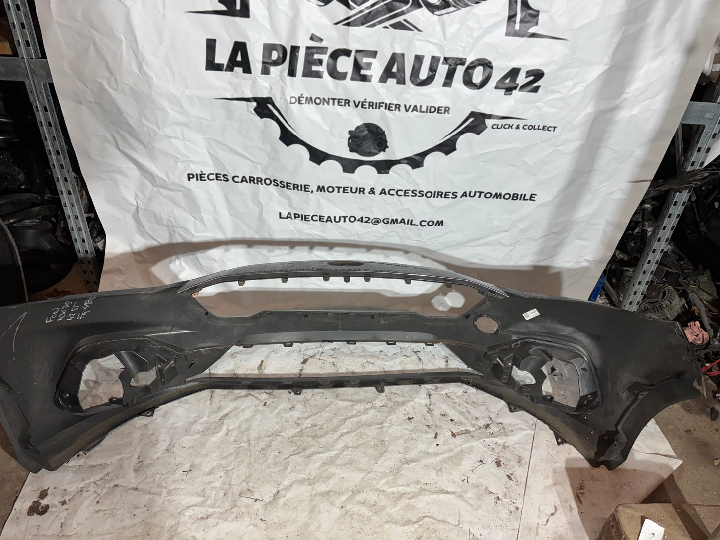 Pare choc avant Ford Fiesta 6 phase 2