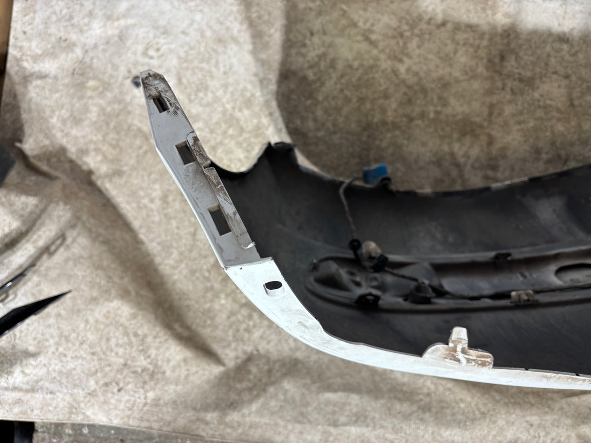 Pare choc arrière Peugeot 207 blanc