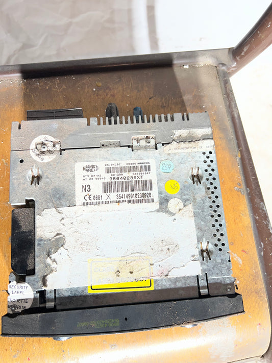 Autoradio Peugeot Citroën RNEG