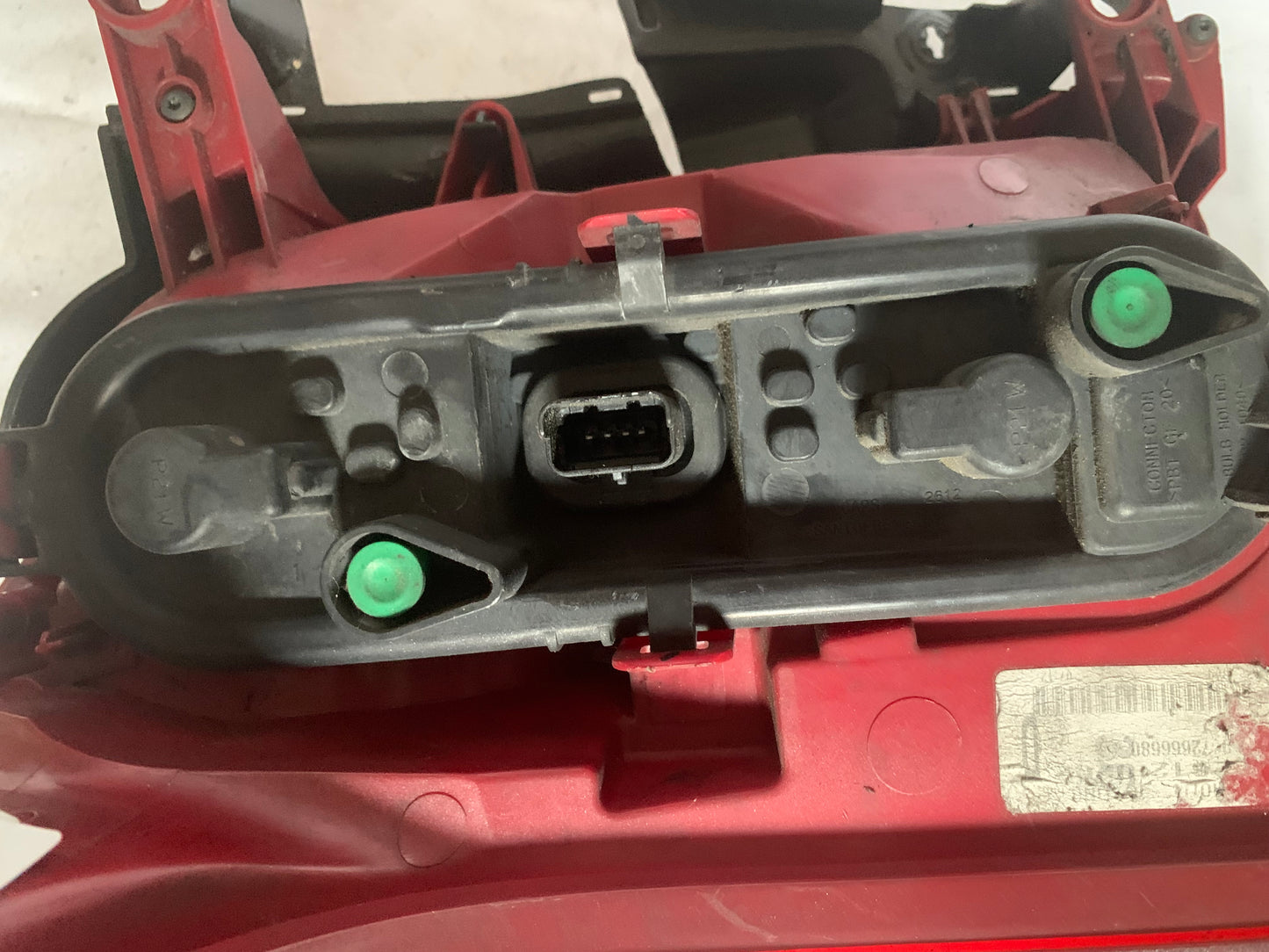 Feu arrière droit Peugeot 5008 1